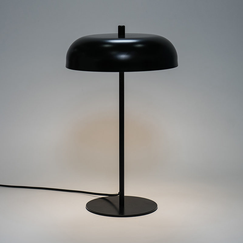 LED vintage kovová stolní lampa