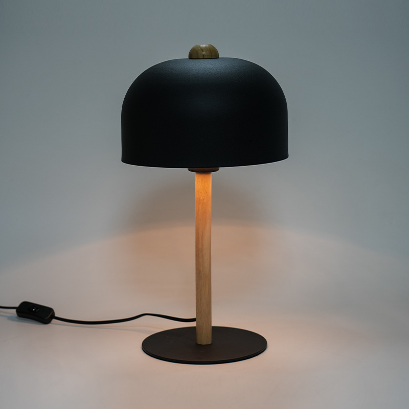Nordic Retro Dekorativní stolní lampa