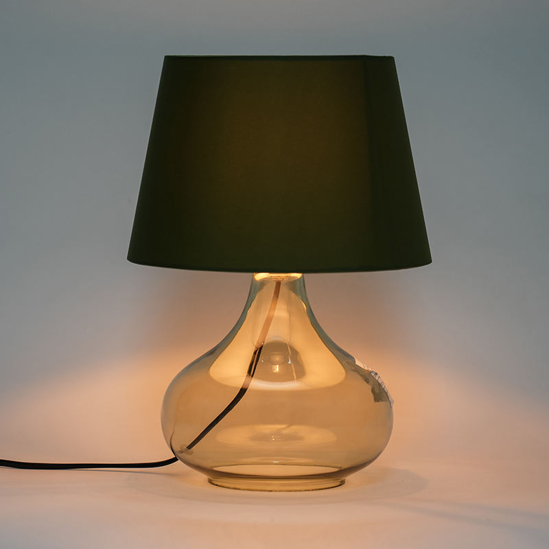 Evropský styl jednoduchá skleněná stolní lampa
