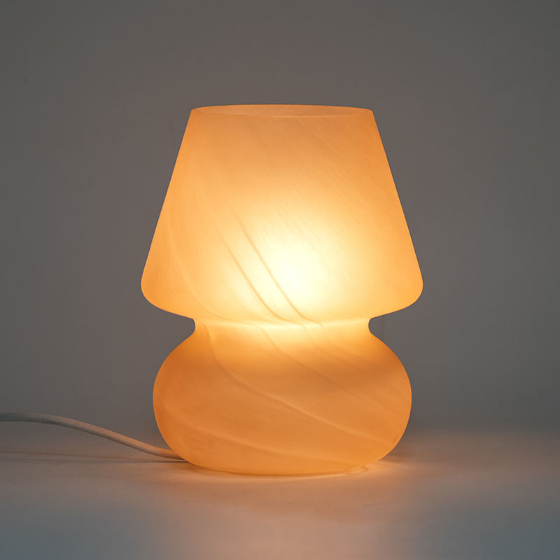 Stolní stolní lampa krémové sklenice