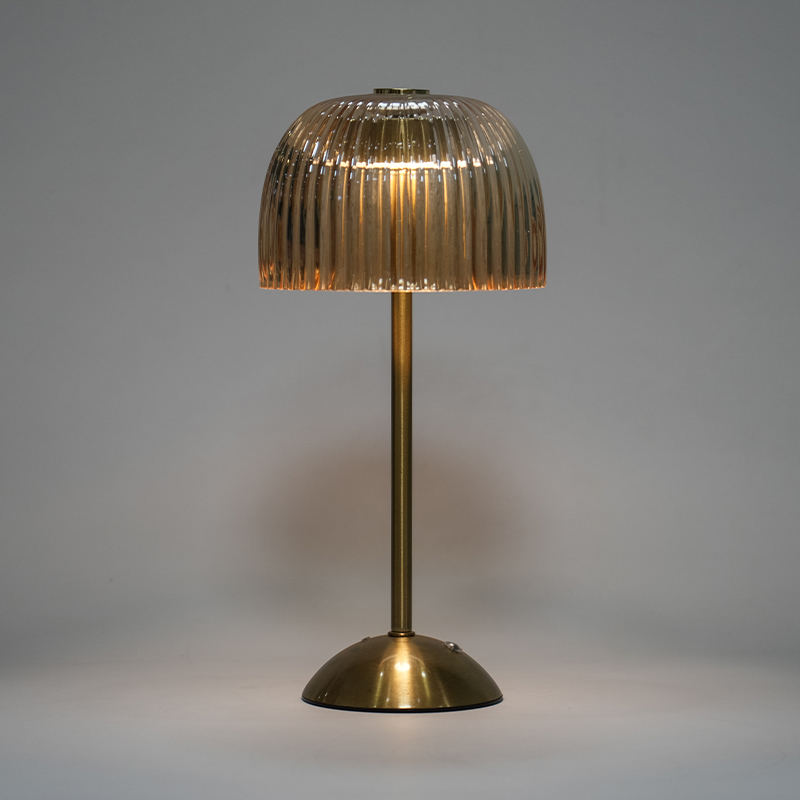 LED americká retro nabíjecí stolní lampa
